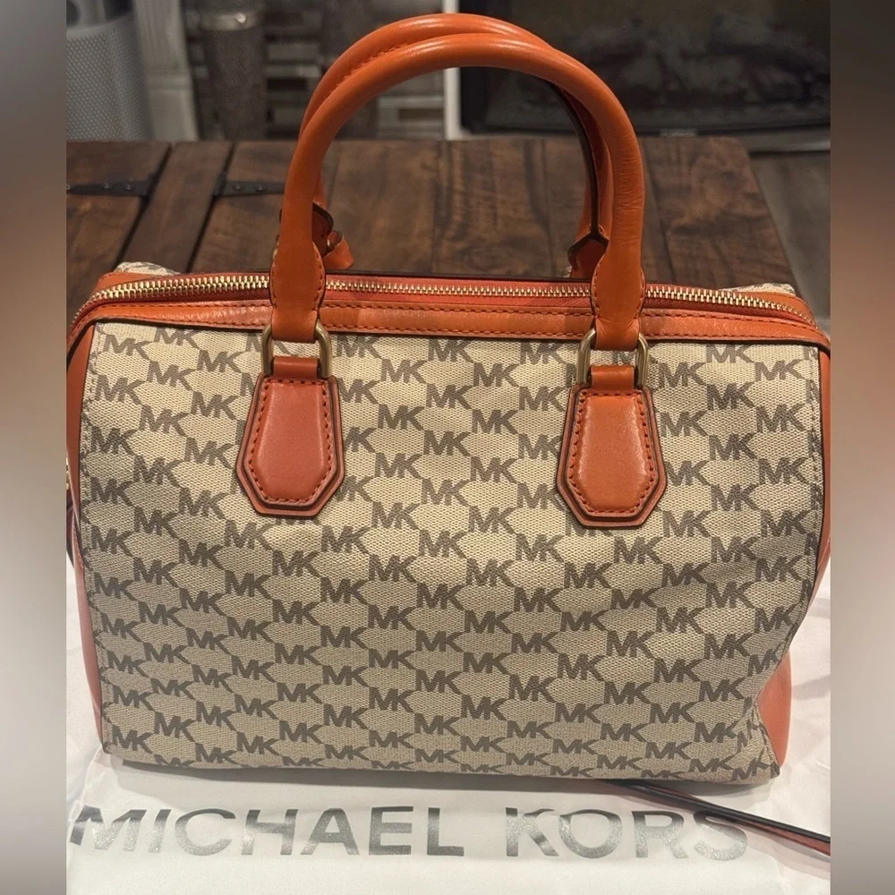 Michael Kors Mercer Medium Heritage Logo Duffle (EUC)